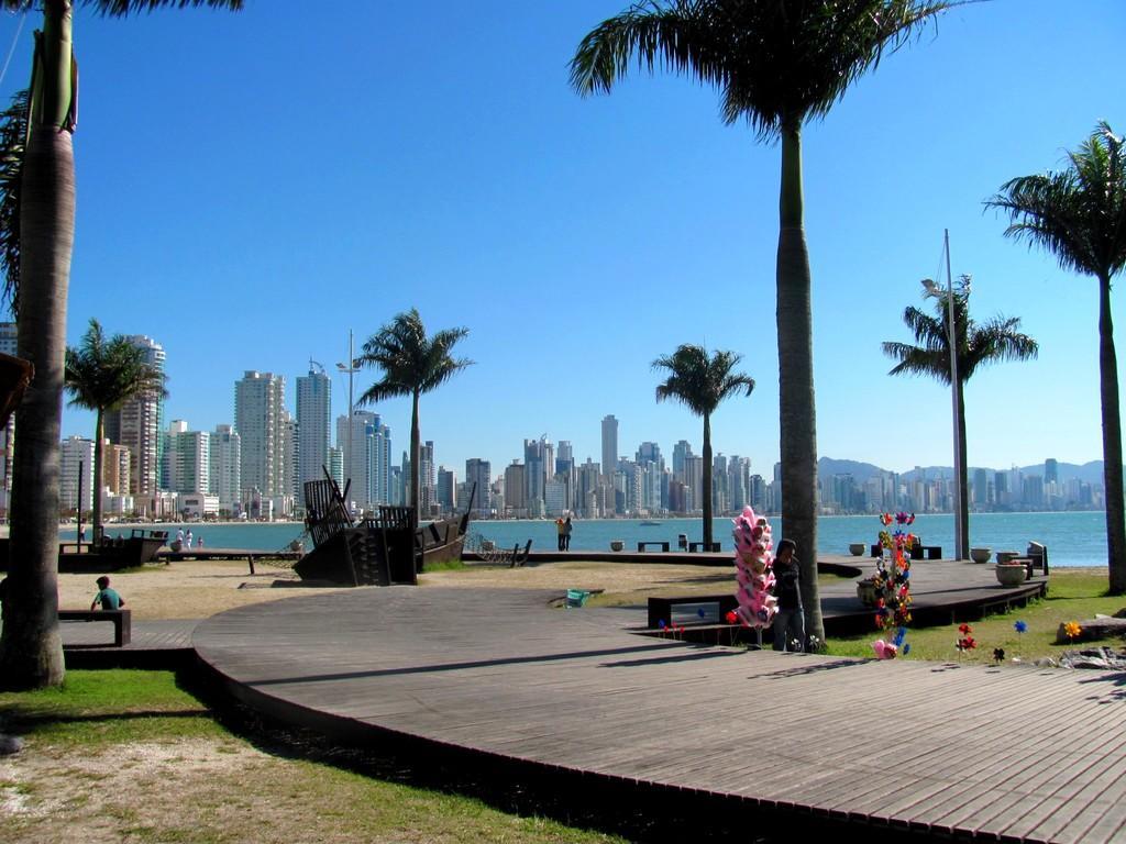 דירות Balneário Camboriú Ape Da Monica מראה חיצוני תמונה